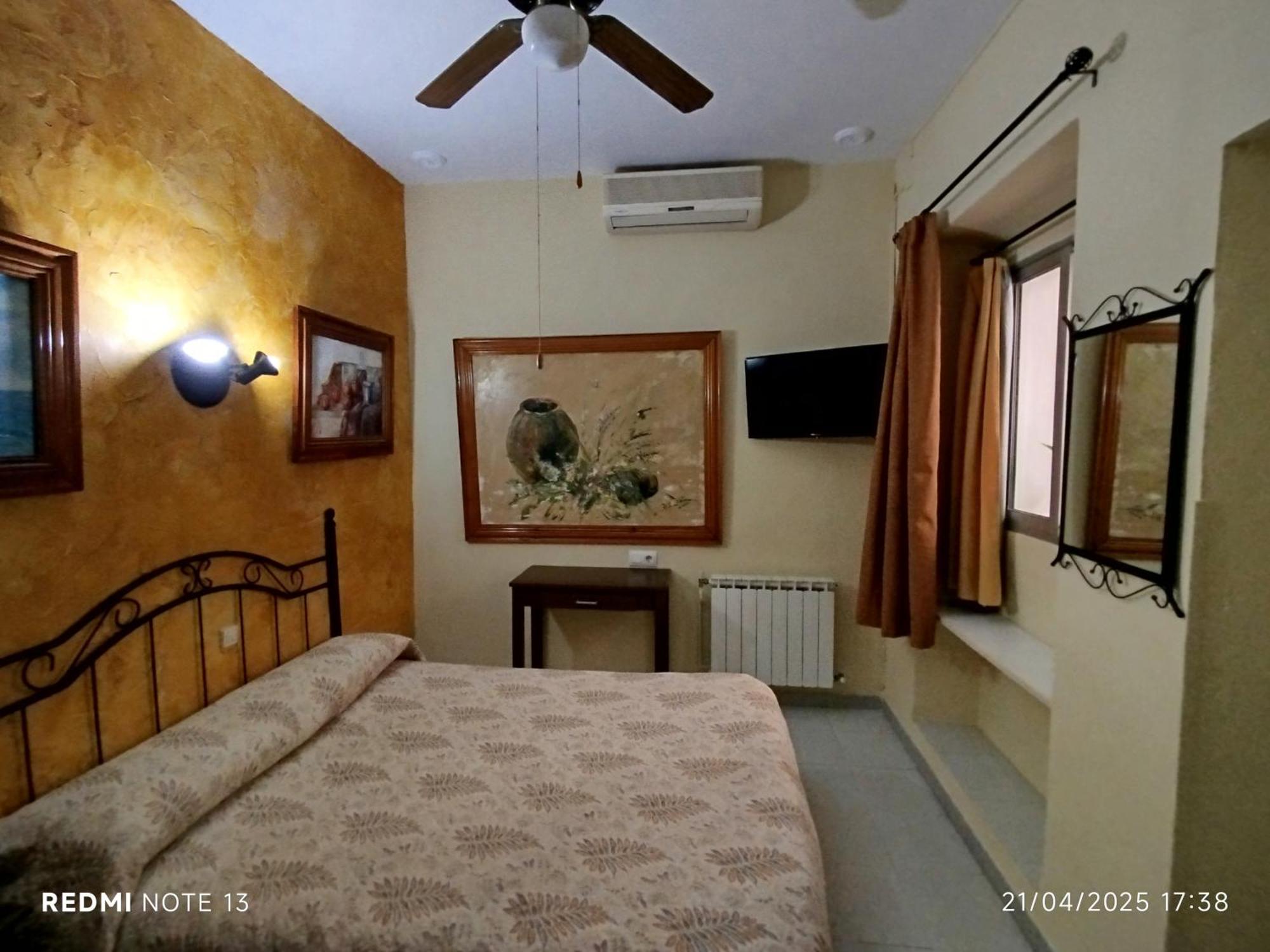 Hostal Manolo El Puerto de Santa Maria Ruang foto