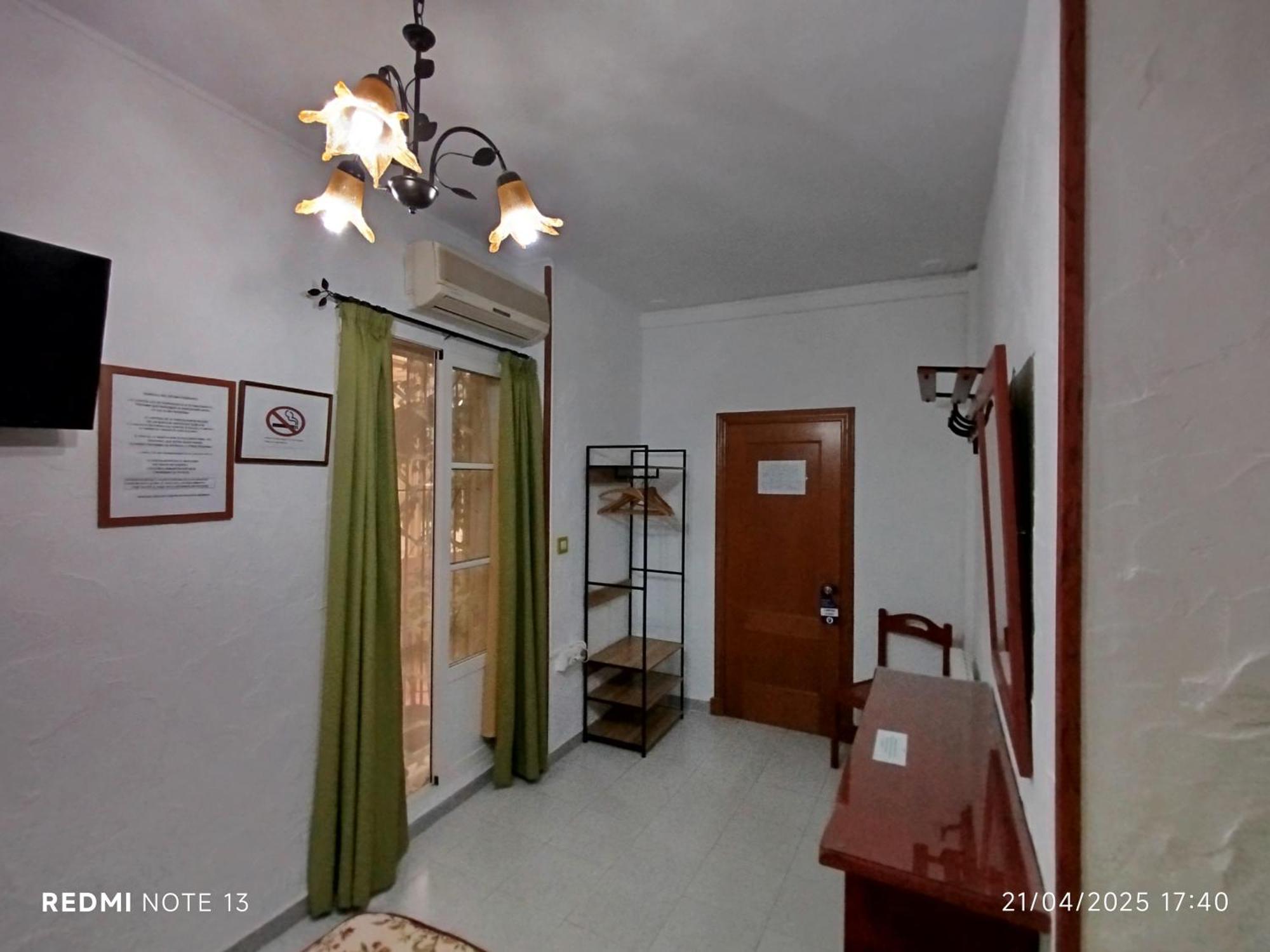 Hostal Manolo El Puerto de Santa Maria Ruang foto